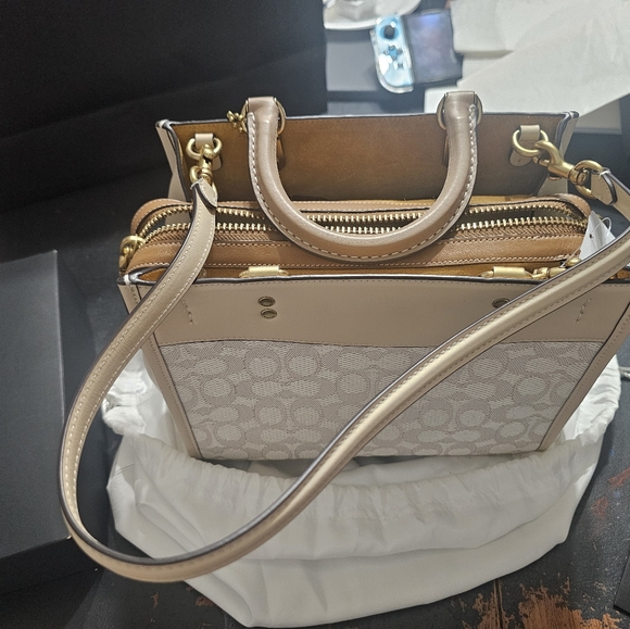 COACH Rogue 25/ & matching wallet - Picture 6 of 15